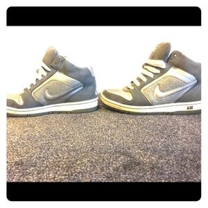 Nike High Tops Size 6 Sparkling Grey Glitter